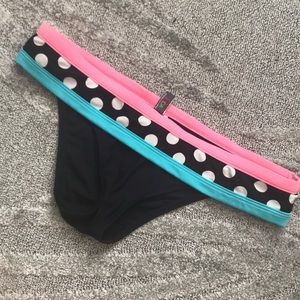 B ca by Becca virtue black white neon bottoms L